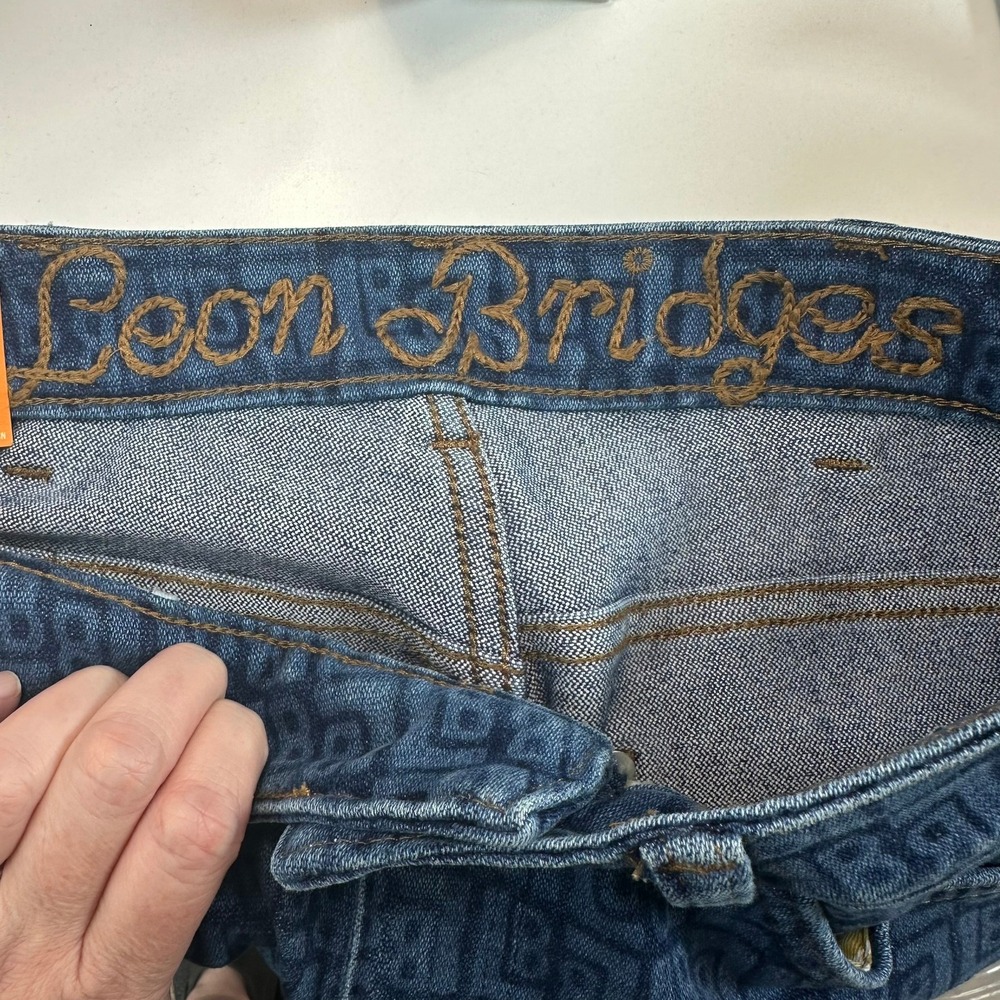 Wrangler x Leon Bridges Laser Wrock Flare SZ 29 High Rise Kick Flare Colab NEW - Picture 6 of 7